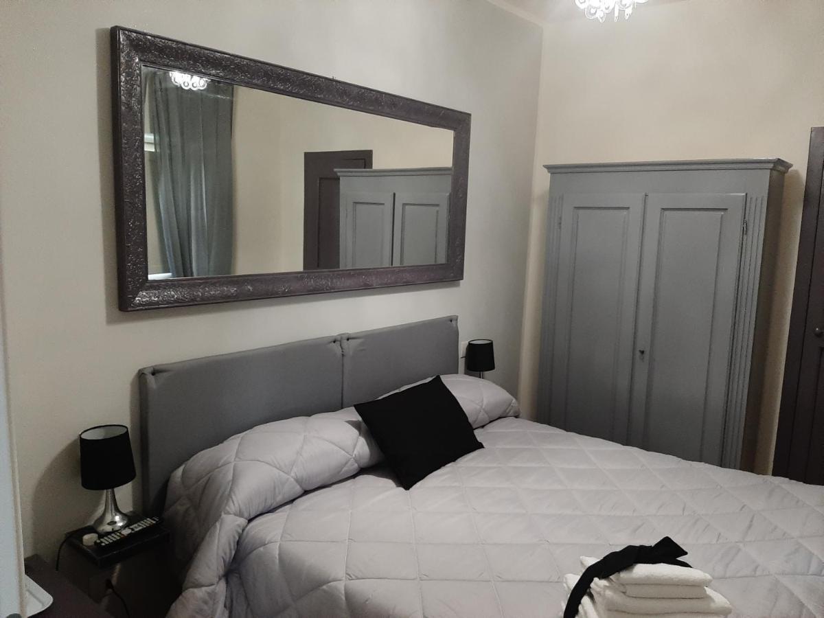 B&B Principe Calaf 3 Lucca Dış mekan fotoğraf